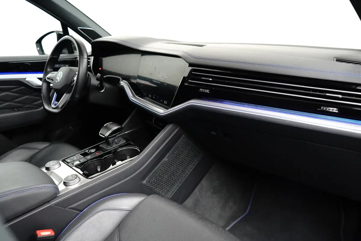 3.0 TSi 462 pk eHybrid 4MOTION R | Wegklapbare Trekhaak | Luchtvering | Dynaudio | HUD |