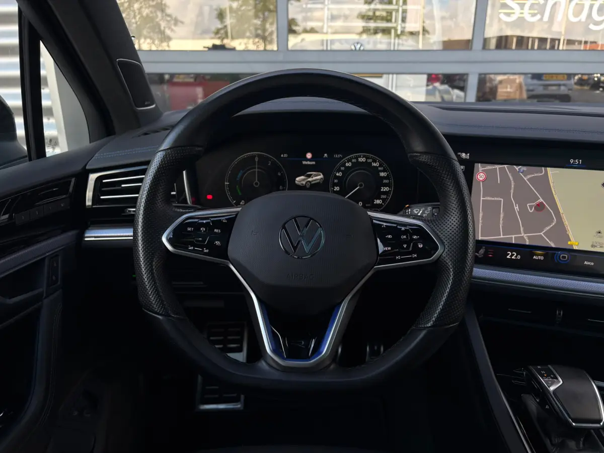 3.0 TSi 462 pk eHybrid 4MOTION R | Wegklapbare Trekhaak | Luchtvering | Dynaudio | HUD |