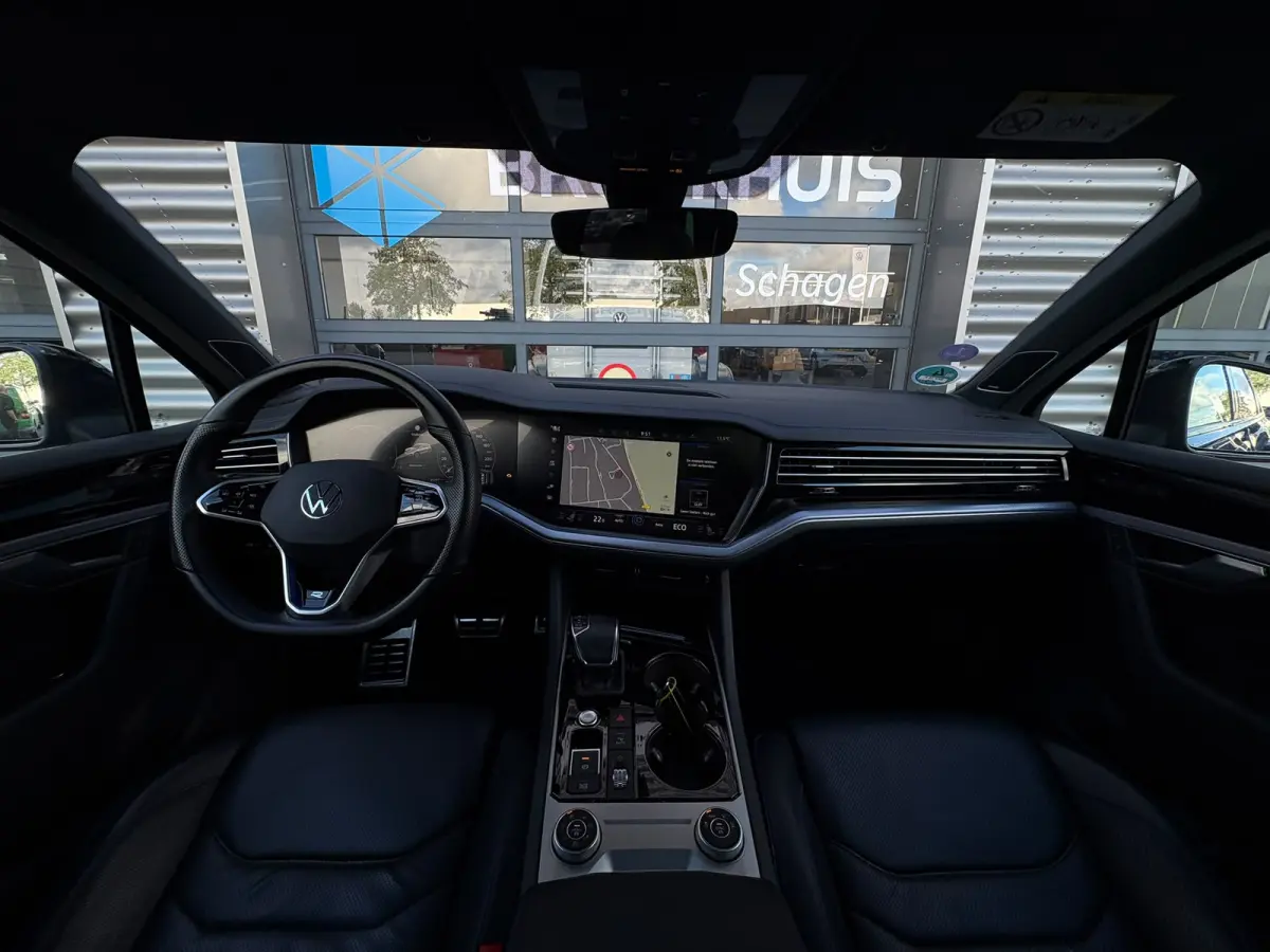 3.0 TSi 462 pk eHybrid 4MOTION R | Wegklapbare Trekhaak | Luchtvering | Dynaudio | HUD |