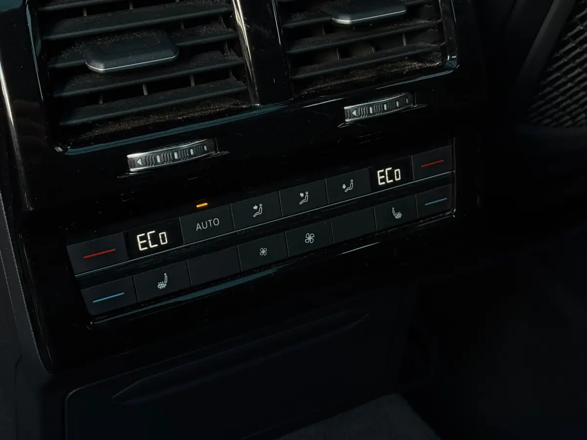 3.0 TSi 462 pk eHybrid 4MOTION R | Wegklapbare Trekhaak | Luchtvering | Dynaudio | HUD |