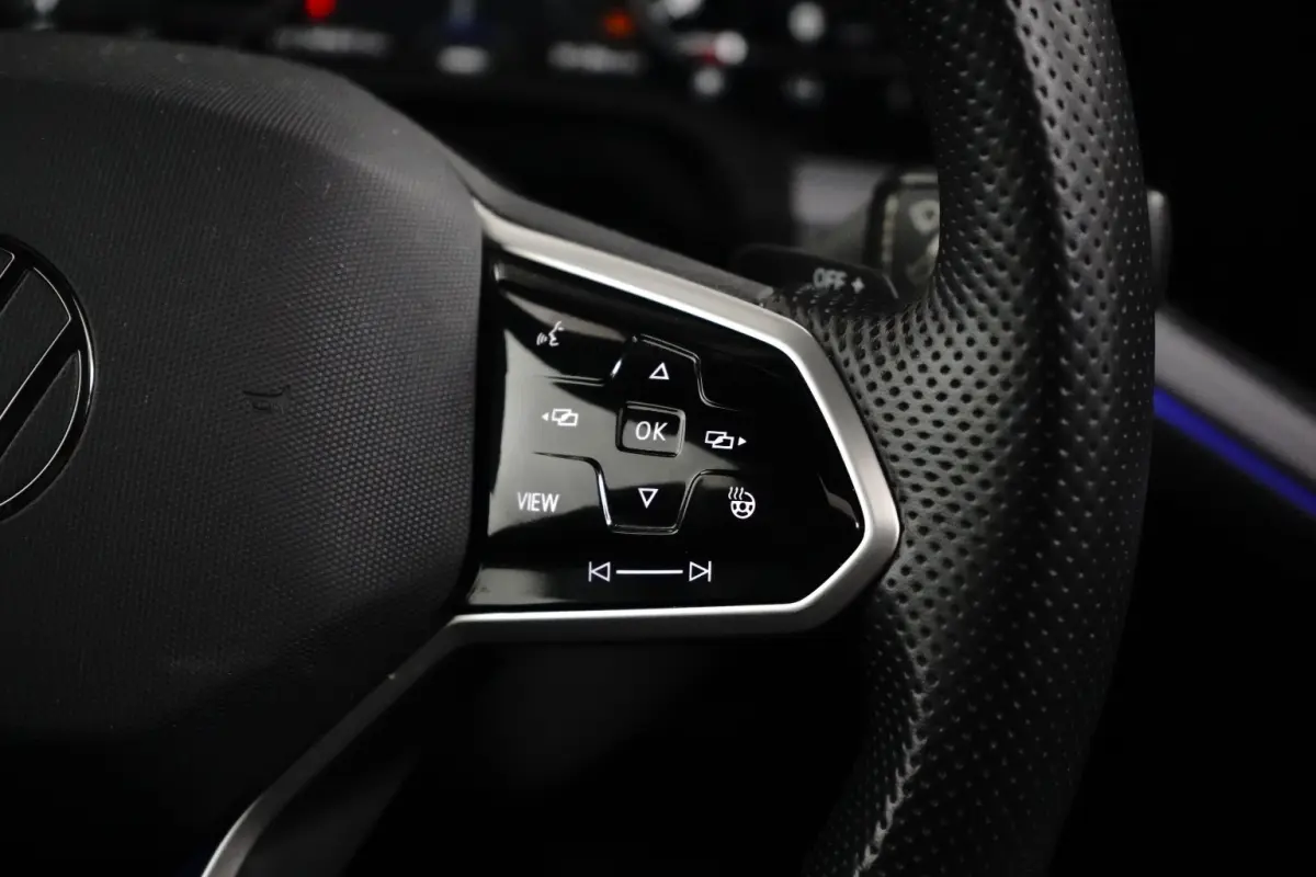 3.0 TSi 462 pk eHybrid 4MOTION R | Wegklapbare Trekhaak | Luchtvering | Dynaudio | HUD |