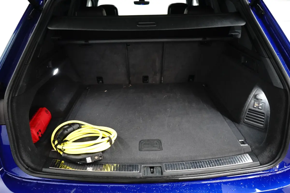 3.0 TSi 462 pk eHybrid 4MOTION R | Wegklapbare Trekhaak | Luchtvering | Dynaudio | HUD |