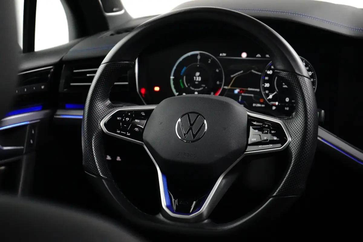 3.0 TSi 462 pk eHybrid 4MOTION R | Wegklapbare Trekhaak | Luchtvering | Dynaudio | HUD |