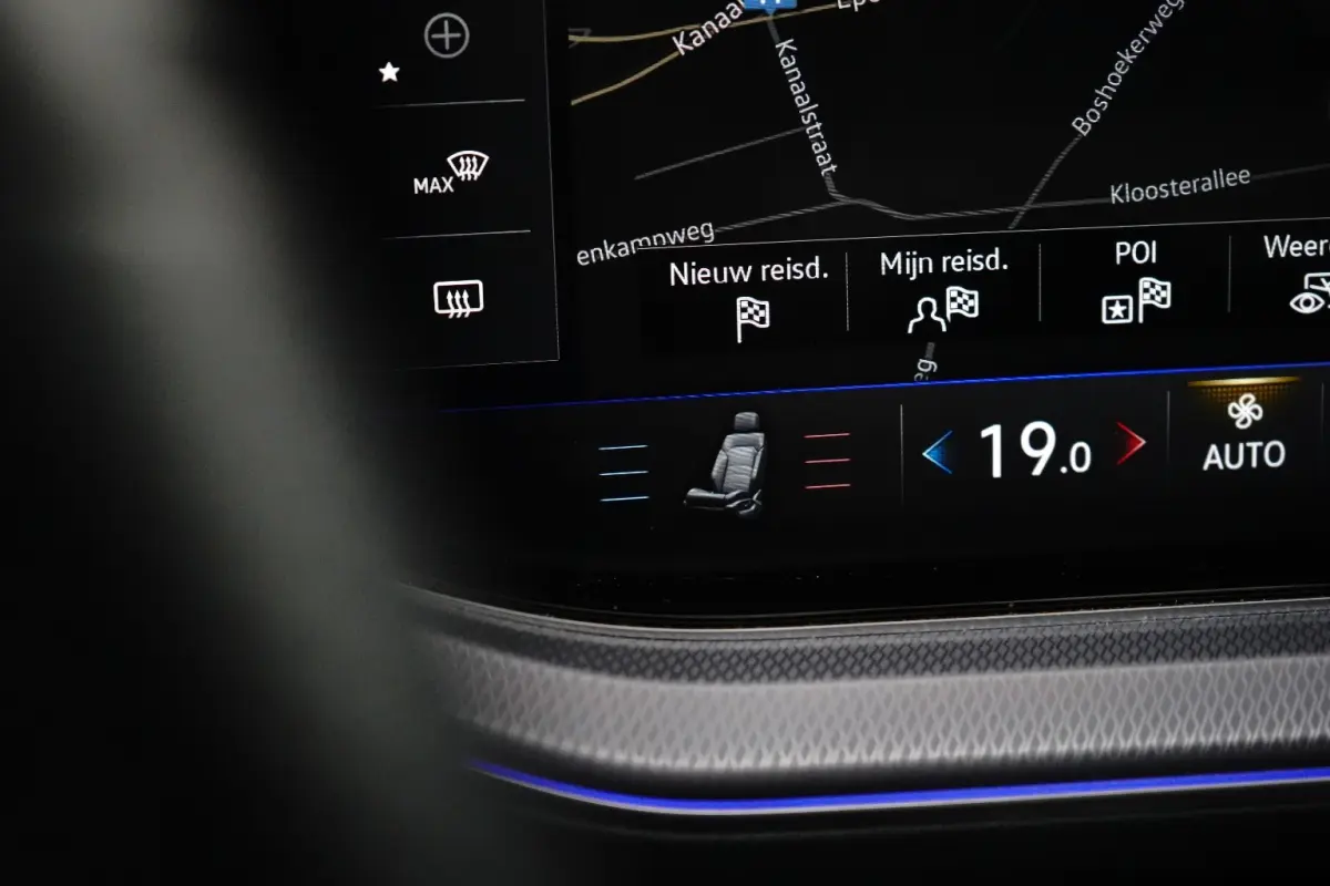3.0 TSi 462 pk eHybrid 4MOTION R | Wegklapbare Trekhaak | Luchtvering | Dynaudio | HUD |