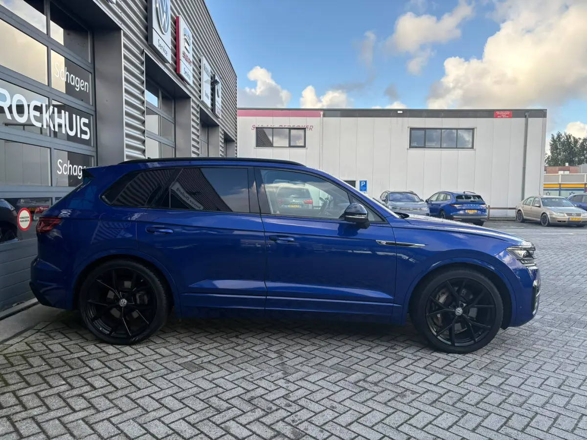 3.0 TSi 462 pk eHybrid 4MOTION R | Wegklapbare Trekhaak | Luchtvering | Dynaudio | HUD |