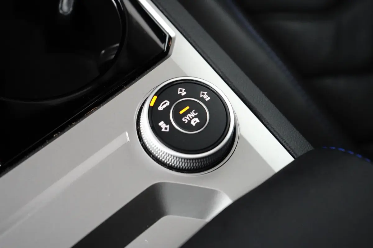 3.0 TSi 462 pk eHybrid 4MOTION R | Wegklapbare Trekhaak | Luchtvering | Dynaudio | HUD |