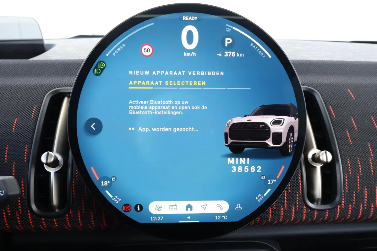 SE ALL4 John Cooper Works L 66.5 kWh | SoH 100% | Panorama Dak | Driving Assistant Plus | Parking Assistant Plus | Comforttoegang | Harman Kardon | Stuur & Stoelverwarming |