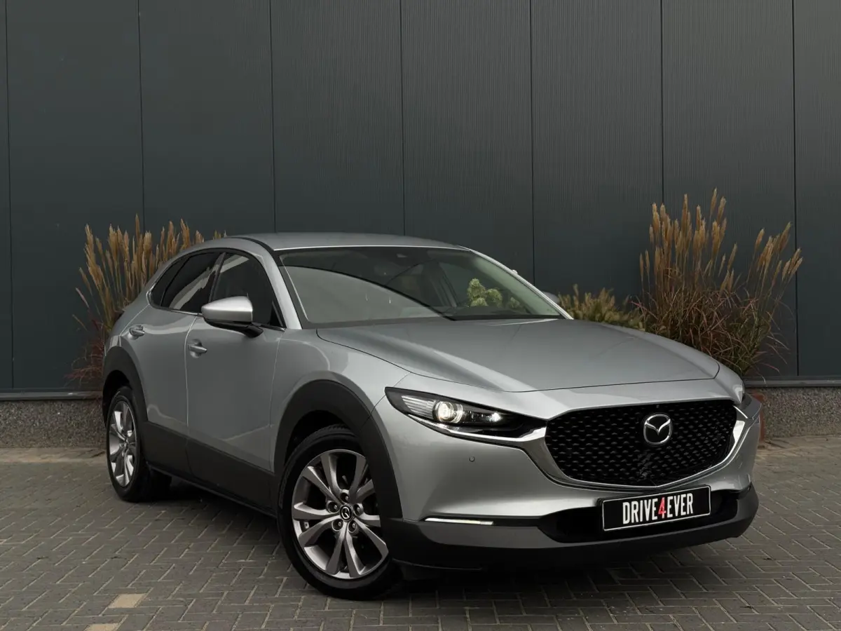 2.0 e-SkyActiv-X M Hybrid Luxury M20 NAVI|LEDER|360 CAMERA|LED
