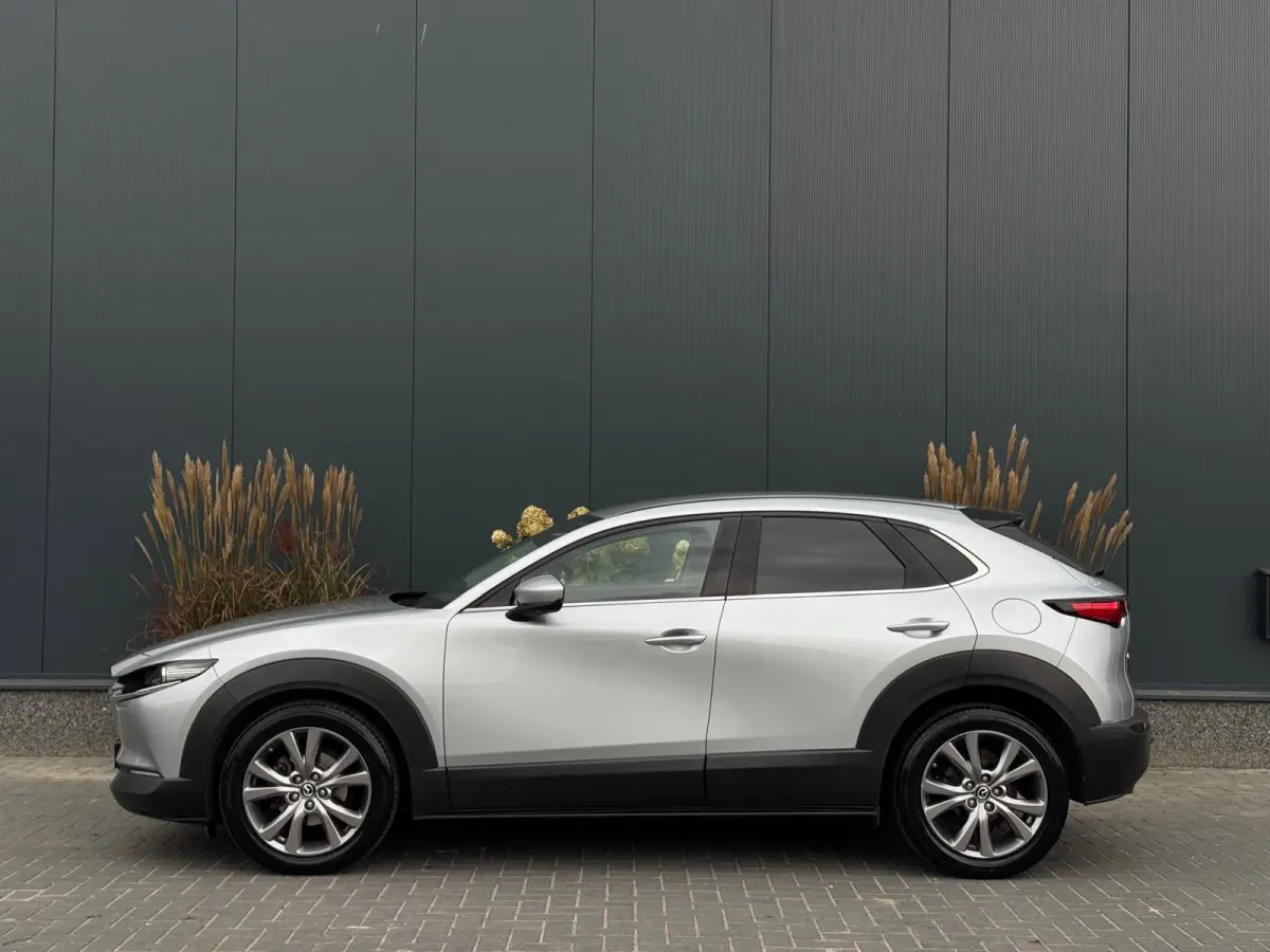2.0 e-SkyActiv-X M Hybrid Luxury M20 NAVI|LEDER|360 CAMERA|LED