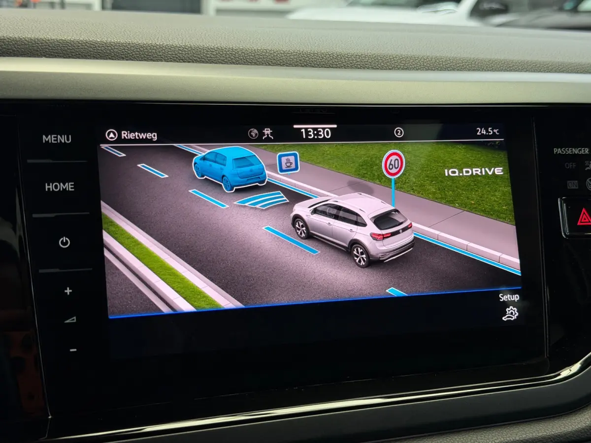 1.0 TSI 2x R-Line Panorama CarPlay Camera