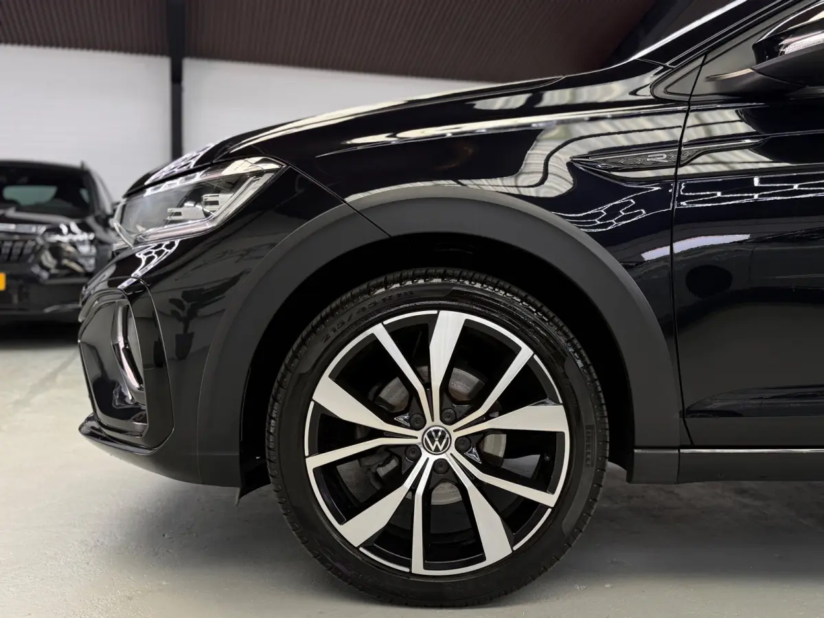 1.0 TSI 2x R-Line Panorama CarPlay Camera