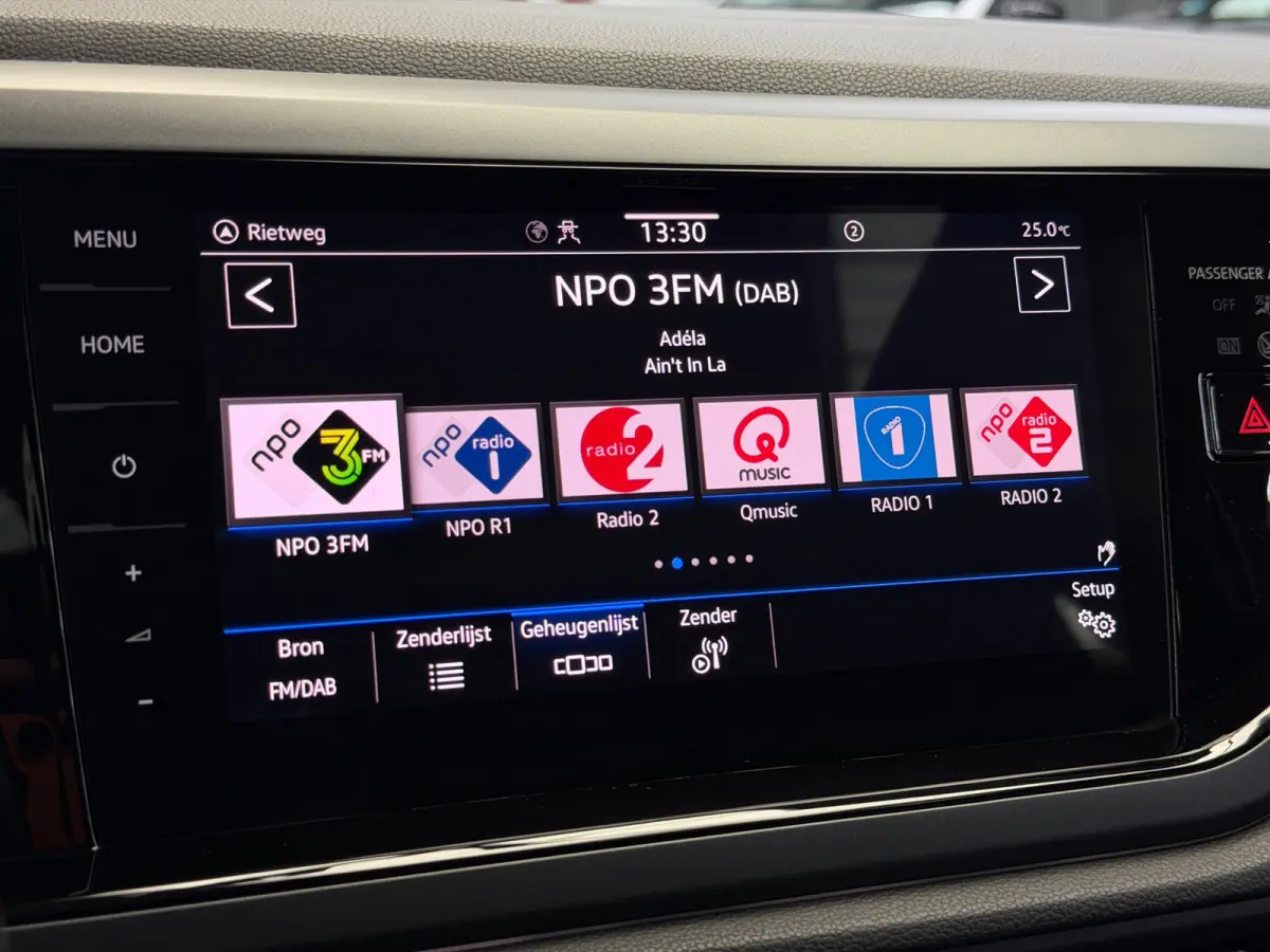 1.0 TSI 2x R-Line Panorama CarPlay Camera