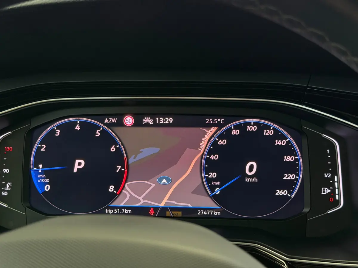 1.0 TSI 2x R-Line Panorama CarPlay Camera