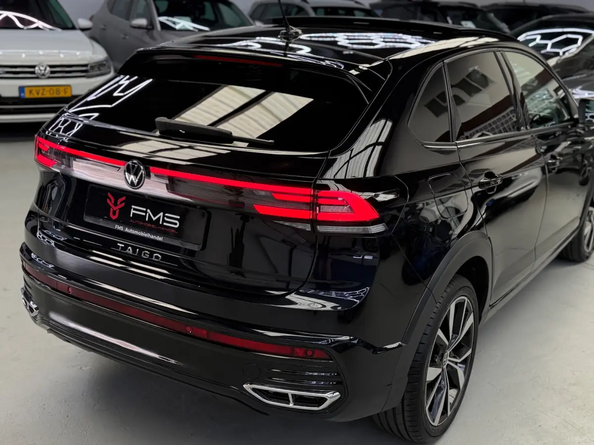 1.0 TSI 2x R-Line Panorama CarPlay Camera