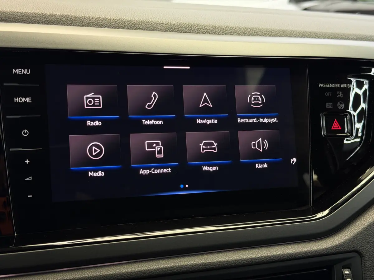 1.0 TSI 2x R-Line Panorama CarPlay Camera