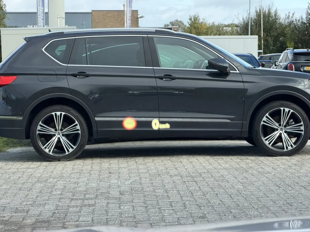 xDrive25e High Executive M Sport Pano HUD Leder Navi Plus 19 Inch Stuurverwarming Driving Assistant Plus ACC Carplay Achteruitrijcamera