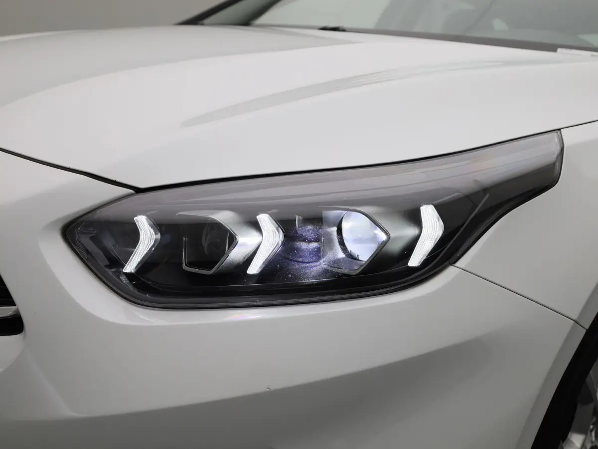 1.0 T-GDi DynamicLine