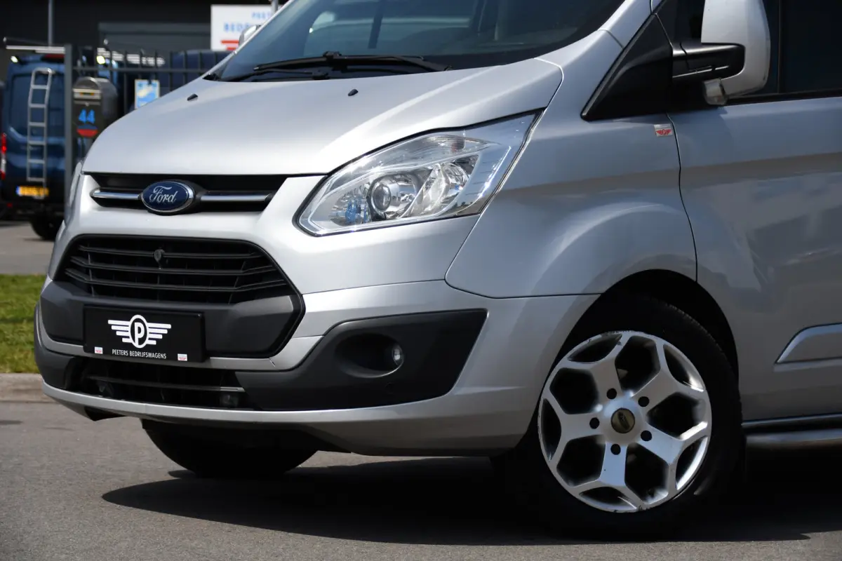 290 2.0 TDCI L2H1 Limited DC Camera, Cruise, Sensoren, 2 x Schuifdeur, 170pk, Automaat, Trekhaak, Leder, Uniek!