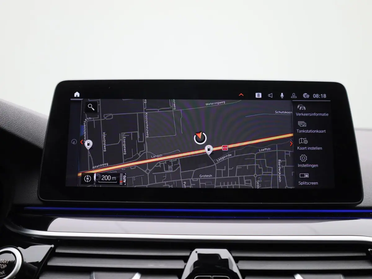 520i Business Edition Plus | Automaat | Panoramadak | Apple Carplay / Android Auto | Stoelverwarming | Stuurverwarming | Achteruitrijcamera |