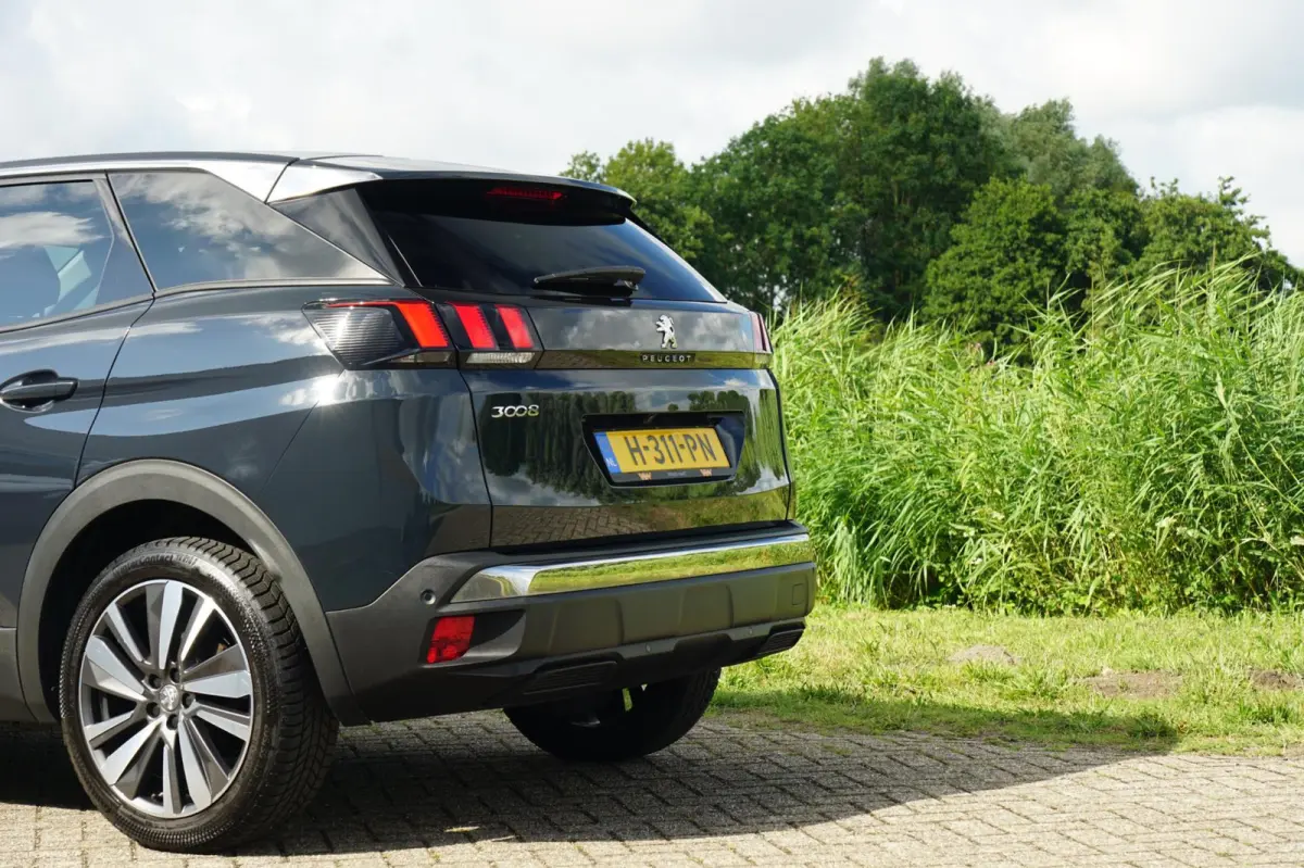 1.2 PureTech Blue Lease Premium - Gris Hurricane - Nieuwstaat