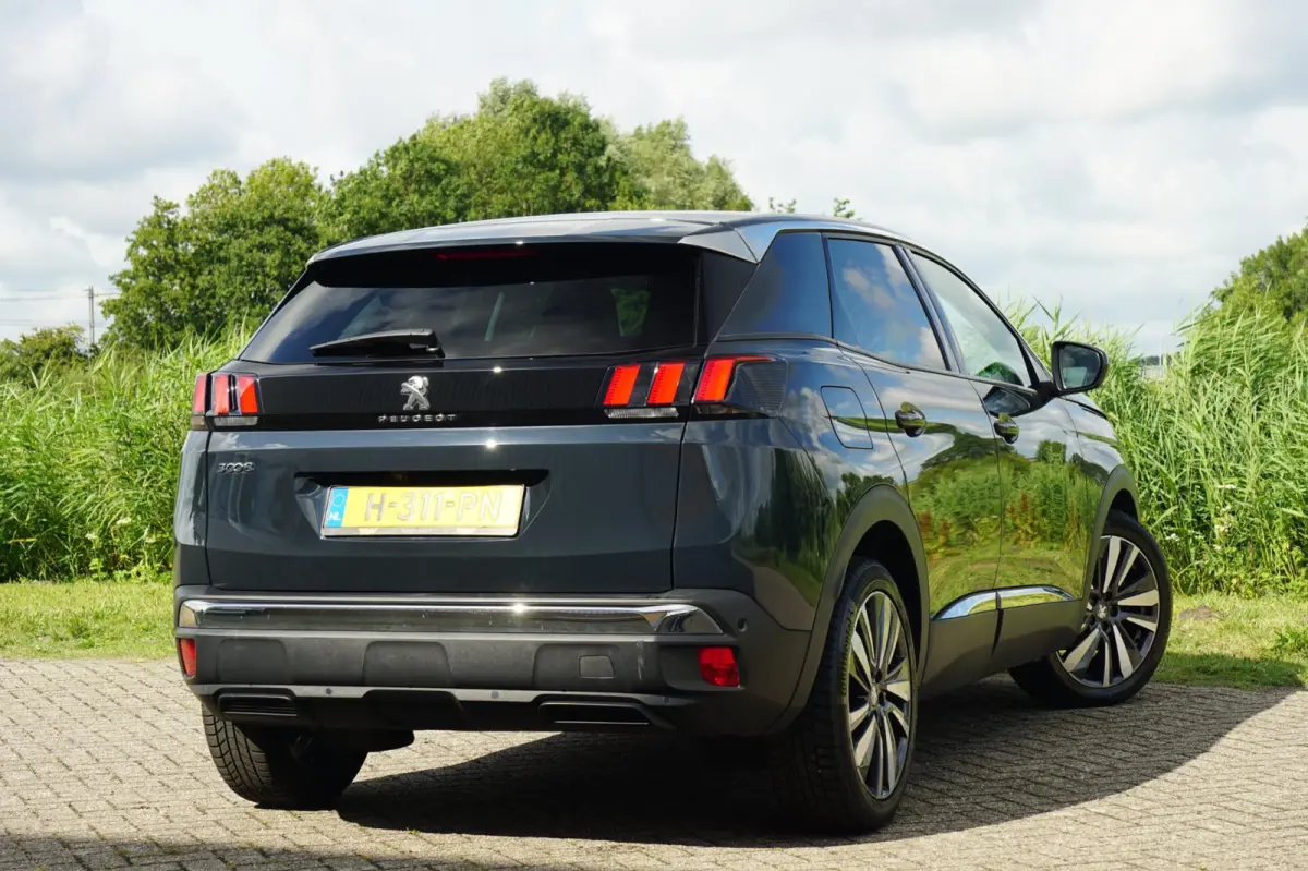 1.2 PureTech Blue Lease Premium - Gris Hurricane - Nieuwstaat