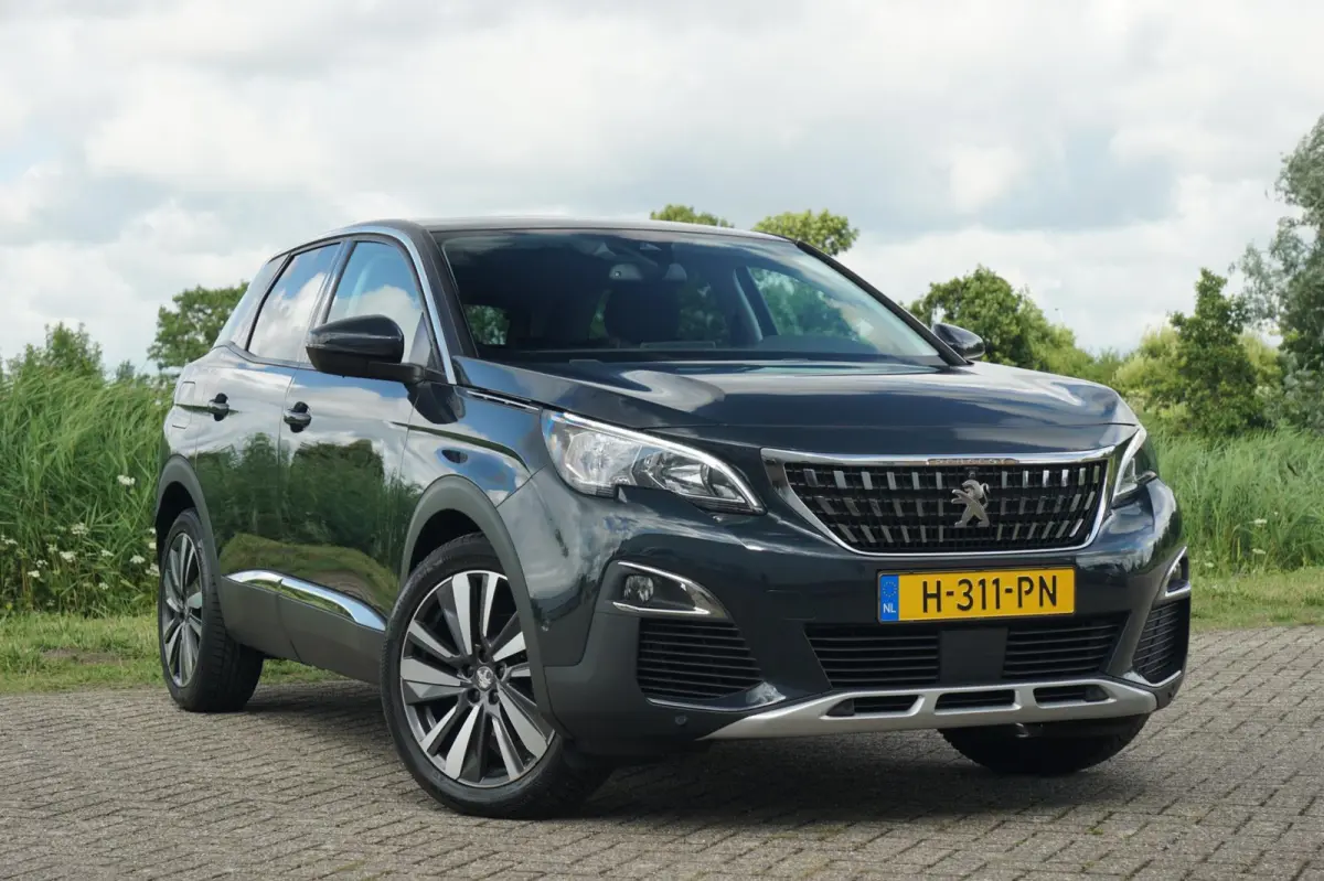 1.2 PureTech Blue Lease Premium - Gris Hurricane - Nieuwstaat