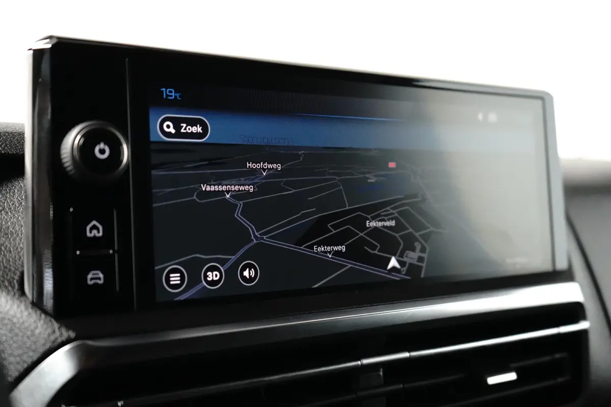 2.0 BlueHDi 145 L3 | Automatische airconditioning | Houtvloer Laadruimte met Antislip-profiel en Zijbekleding (Hout) met Wielkastbekleding | Multifunctioneel display met HD Touchscreen-kleur