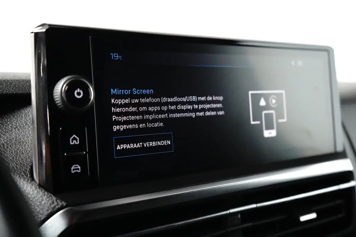 2.0 BlueHDi 145 L3 | Automatische airconditioning | Houtvloer Laadruimte met Antislip-profiel en Zijbekleding (Hout) met Wielkastbekleding | Multifunctioneel display met HD Touchscreen-kleur