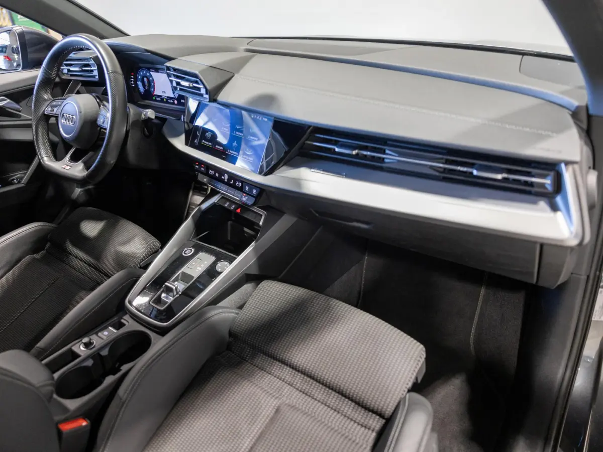 35 TFSI S-Line edition / 150pk / NAP / Panorama dak / Adaptieve cruise control /