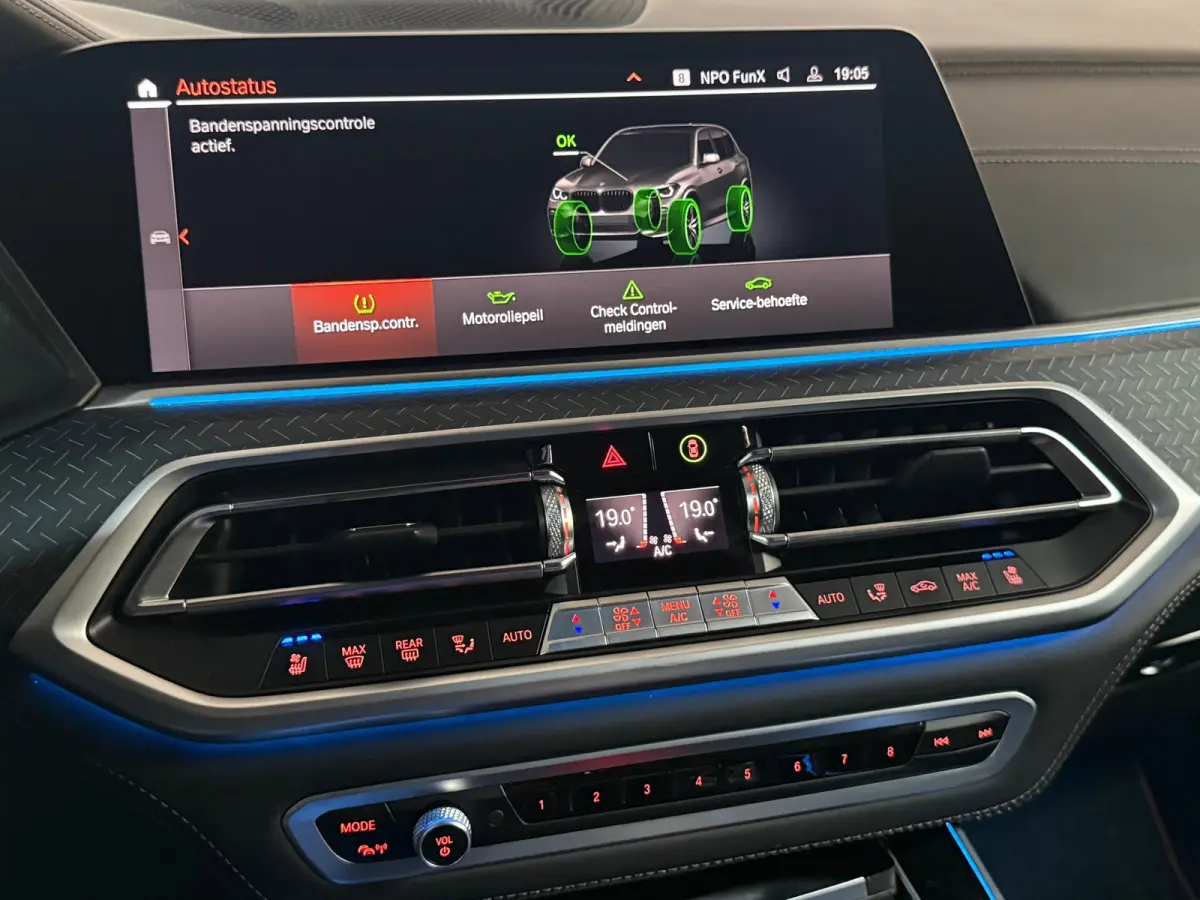 XDrive45e High Executive M Sport Laser Harman Kardon