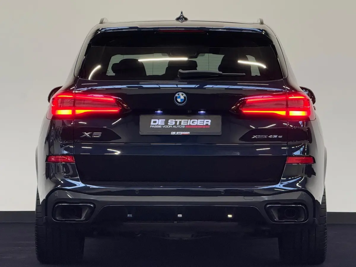 XDrive45e High Executive M Sport Laser Harman Kardon