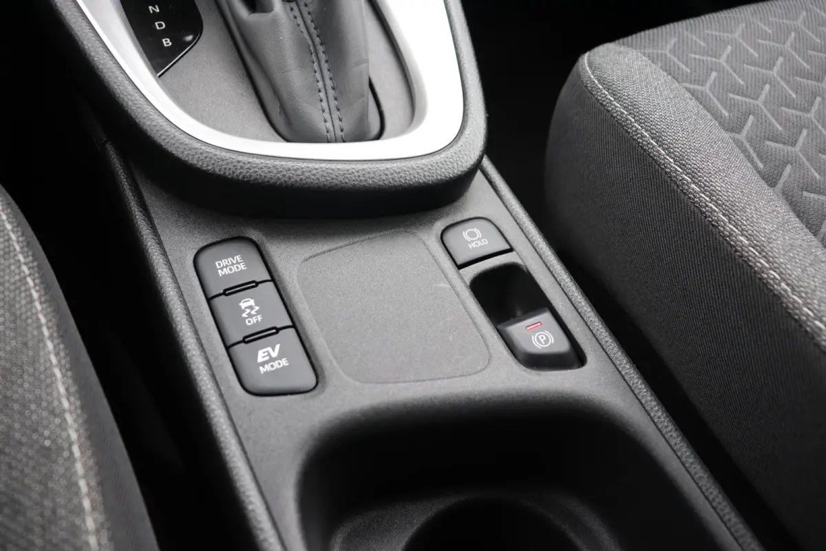 1.5 Hybrid First Edition Automaat . Trekhaak, clima, camera.