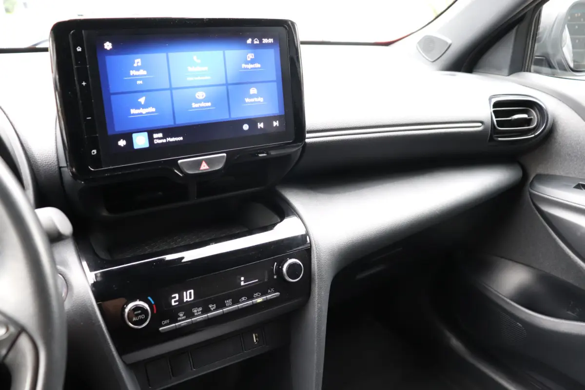 1.5 Hybrid First Edition Automaat . Trekhaak, clima, camera.