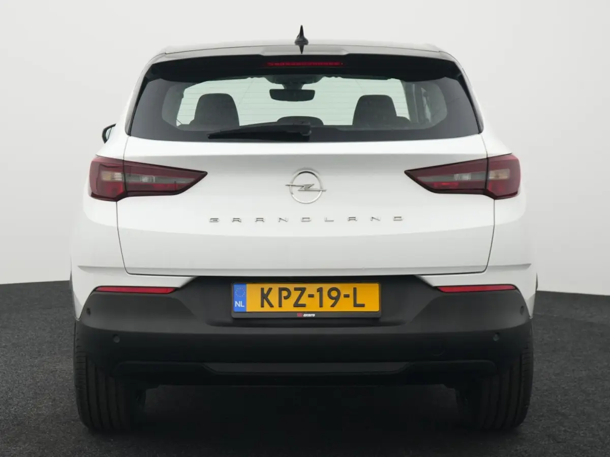 1.6 Turbo Plug-In Hybrid Business Edition - Automaat - Navi - Winterpakket - Camera - Parkeerhulp