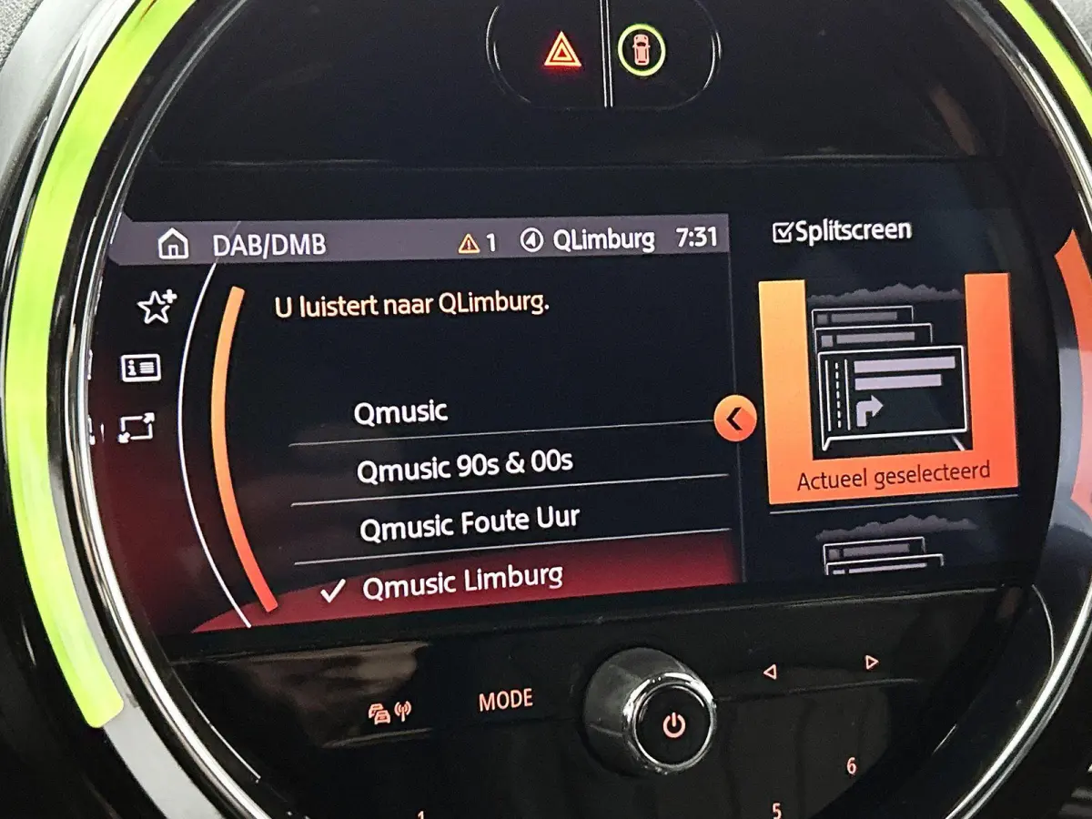 1.5 Cooper ALL4 Chili PHEV | HARMAN/KARDON | LEER | CAMERA | STOELVERWARMING | NAVIGATIE | ELEKTRISCH VERSTELBARE VOORSTOEL