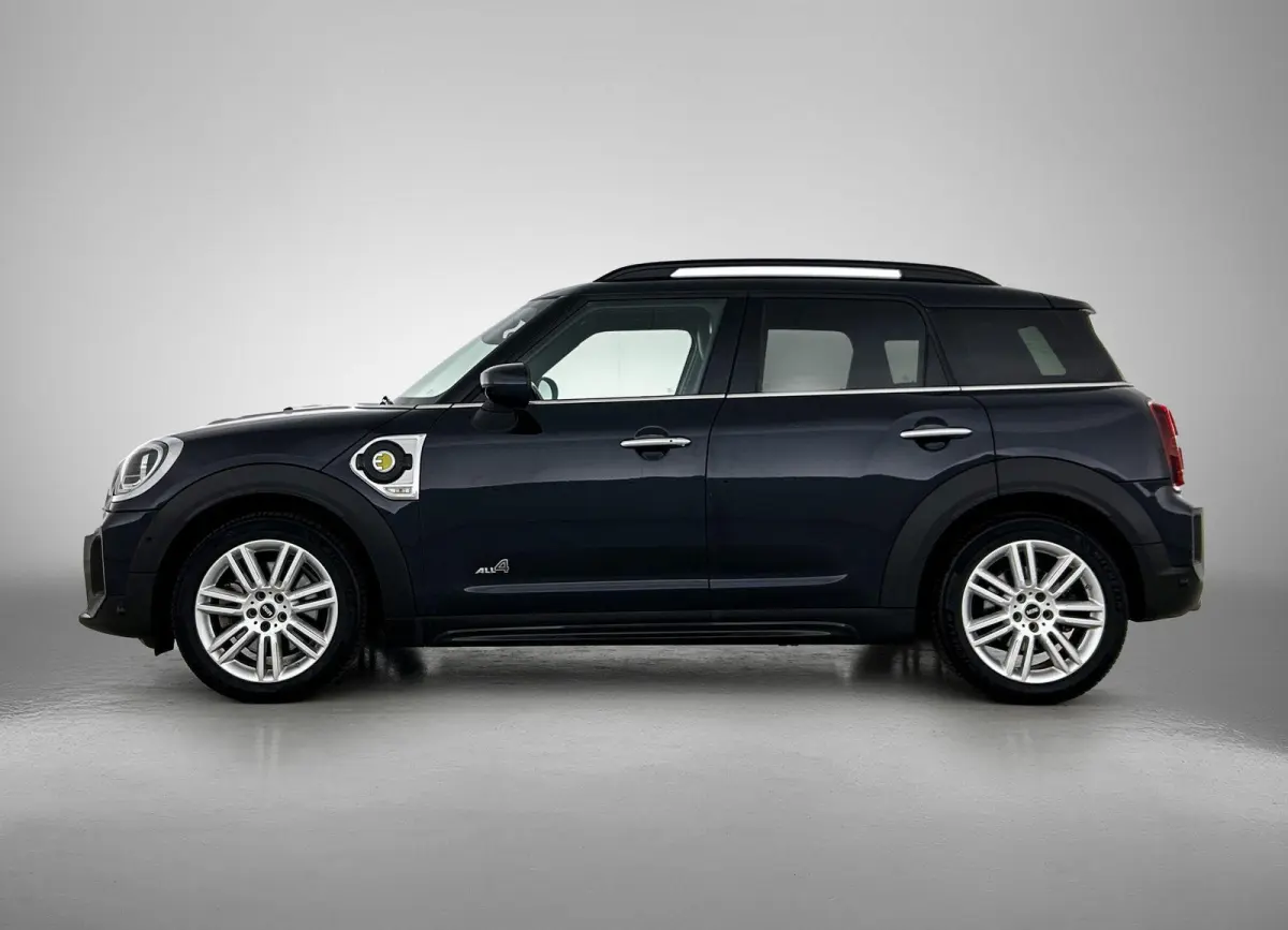 1.5 Cooper ALL4 Chili PHEV | HARMAN/KARDON | LEER | CAMERA | STOELVERWARMING | NAVIGATIE | ELEKTRISCH VERSTELBARE VOORSTOEL