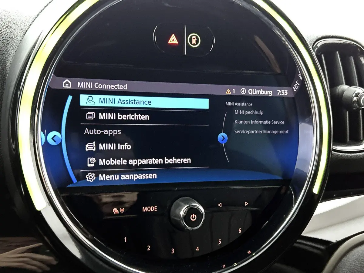 1.5 Cooper ALL4 Chili PHEV | HARMAN/KARDON | LEER | CAMERA | STOELVERWARMING | NAVIGATIE | ELEKTRISCH VERSTELBARE VOORSTOEL
