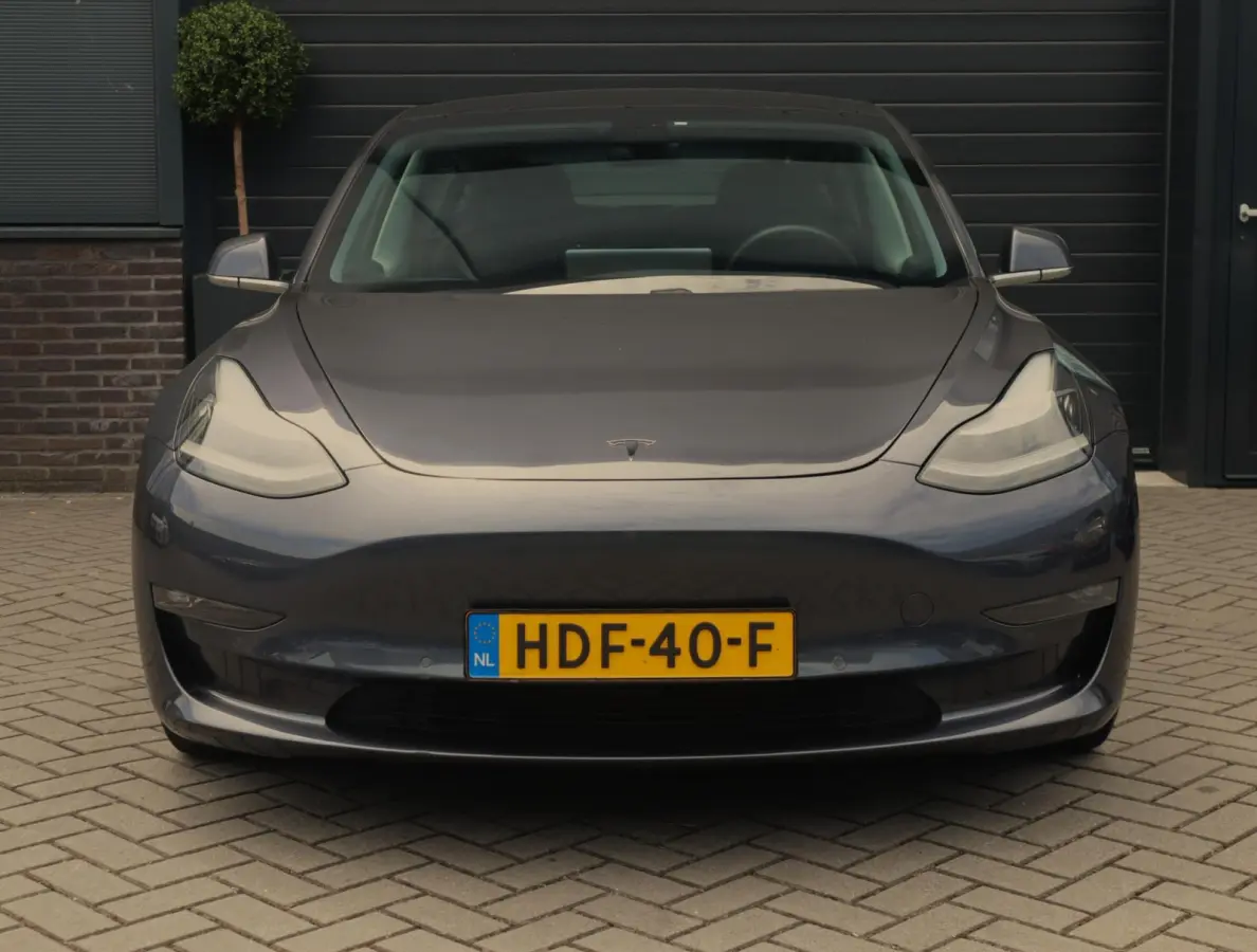 Long Range AWD 75 kWh | Refurbished accu 09-26 |