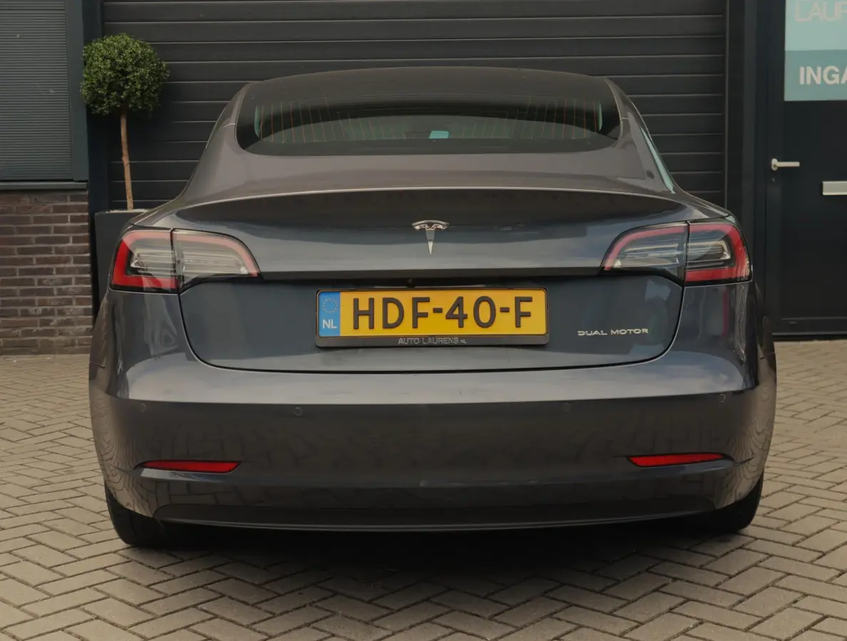Long Range AWD 75 kWh | Refurbished accu 09-26 |