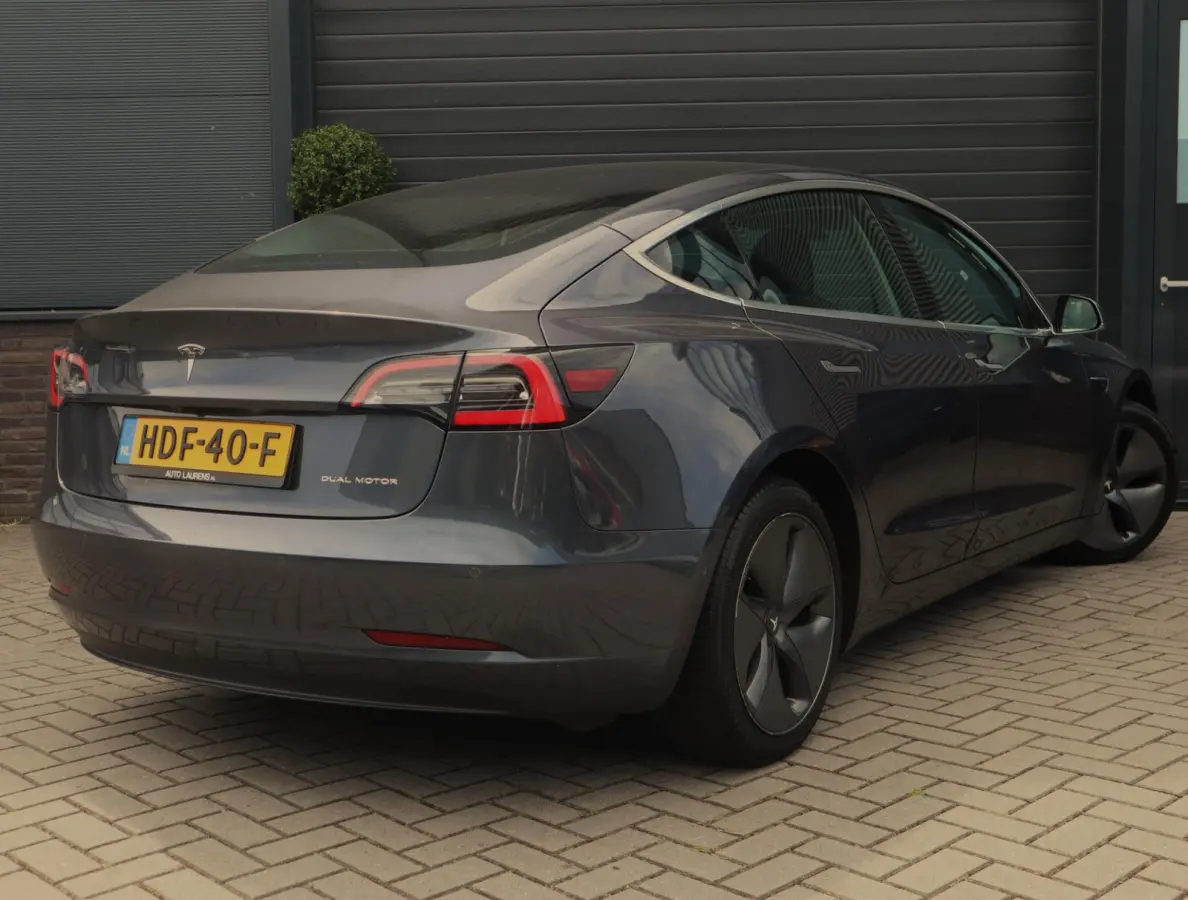 Long Range AWD 75 kWh | Refurbished accu 09-26 |