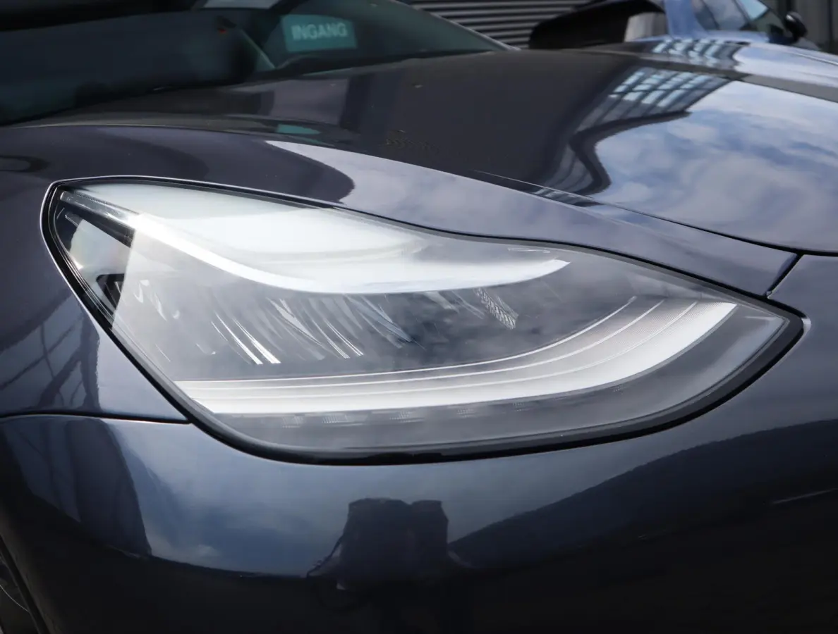 Long Range AWD 75 kWh | Refurbished accu 09-26 |