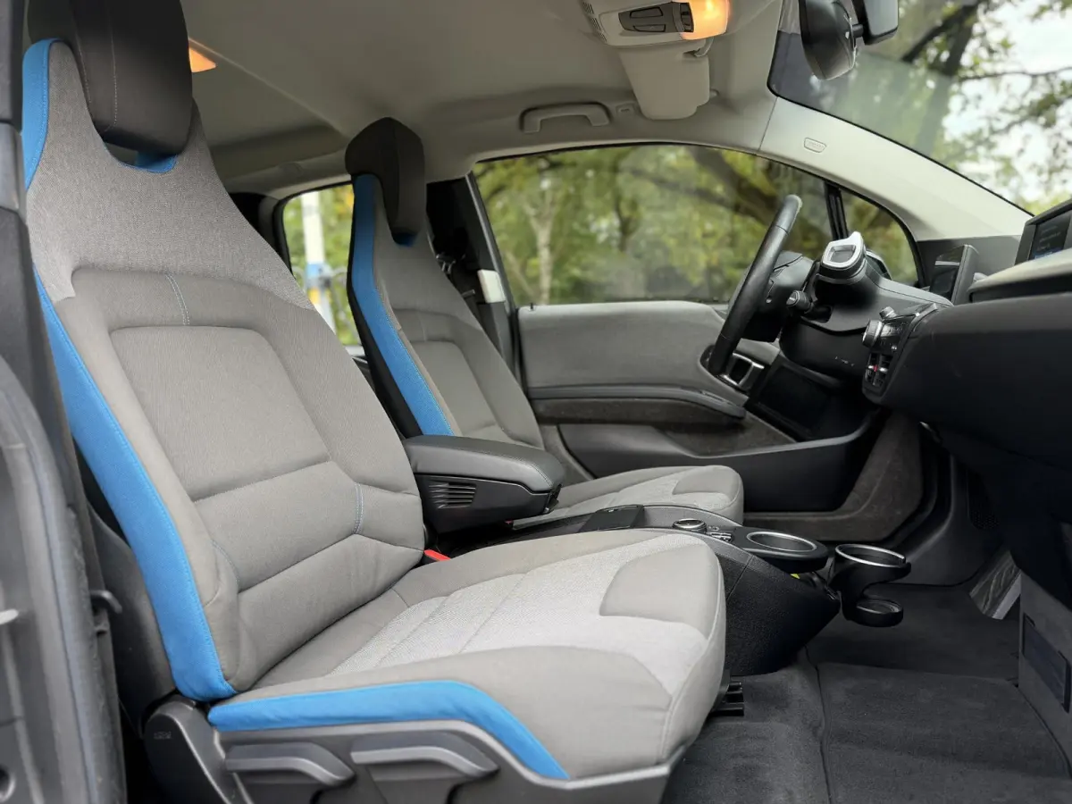 Basis 120Ah 42 kWh | PDC | Navi | Nieuwe Service & APK | Geen Afleverkosten |