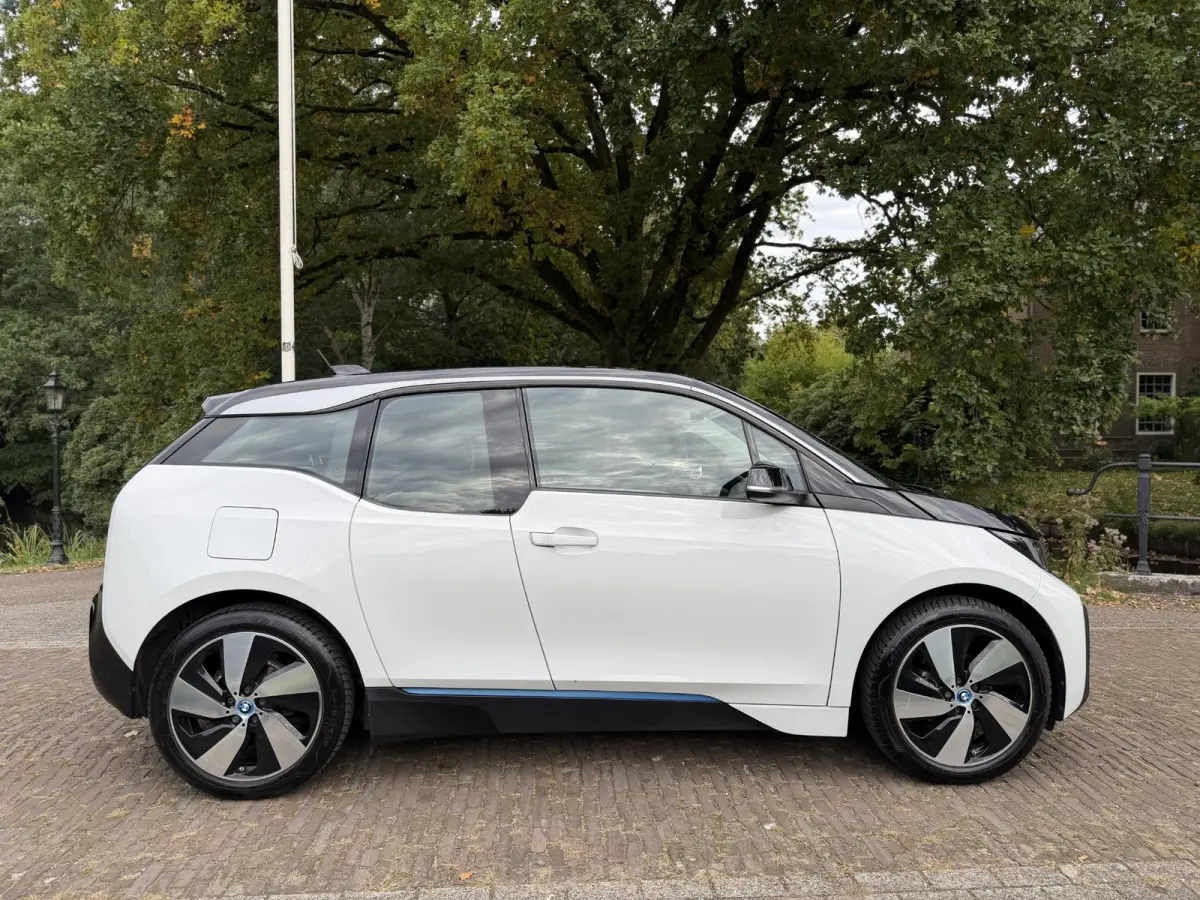Basis 120Ah 42 kWh | PDC | Navi | Nieuwe Service & APK | Geen Afleverkosten |