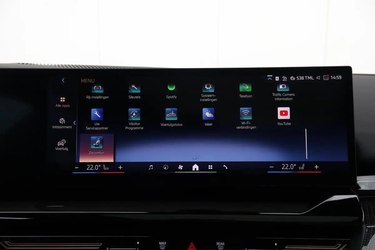 530e | SoH 100% | Sport Pakket pro | Trekhaak | Panorama Dak | Driving Assistant professional | Parking Assistant Plus | Harman Kardon | Verwarmde Voorstoelen |