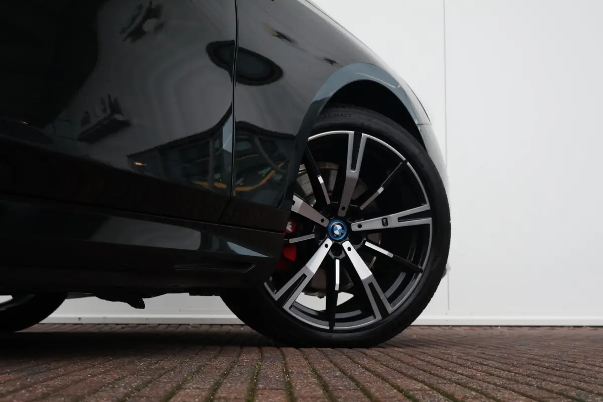 530e | SoH 100% | Sport Pakket pro | Trekhaak | Panorama Dak | Driving Assistant professional | Parking Assistant Plus | Harman Kardon | Verwarmde Voorstoelen |