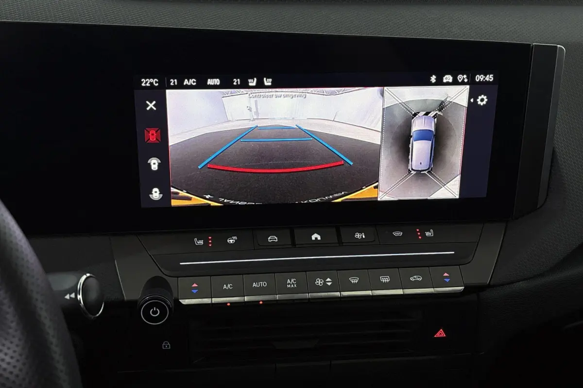 1.6 Hybrid GS Line Pano Stuur-Stoelverwarming 360 Camera Keyless