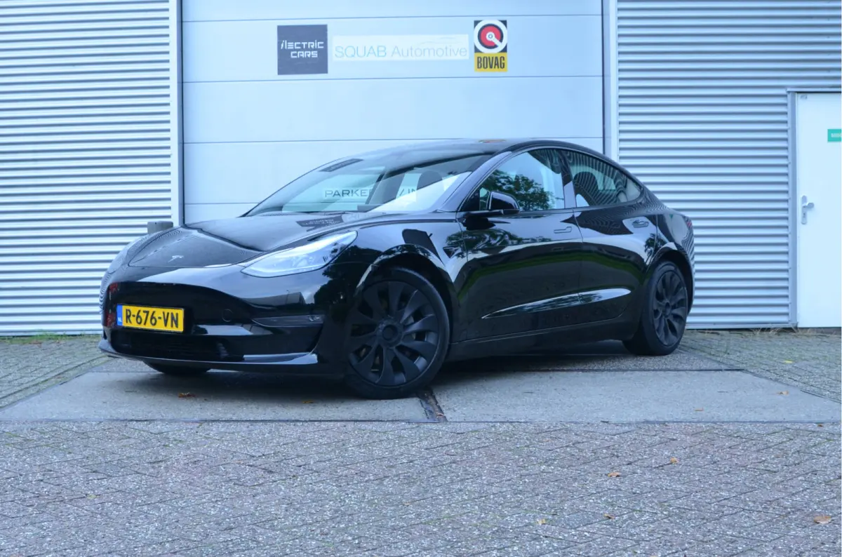 Long Range AWD 75 kWh AutoPilot3.0 Ryzen, Performance Boost, garagedeur opener!