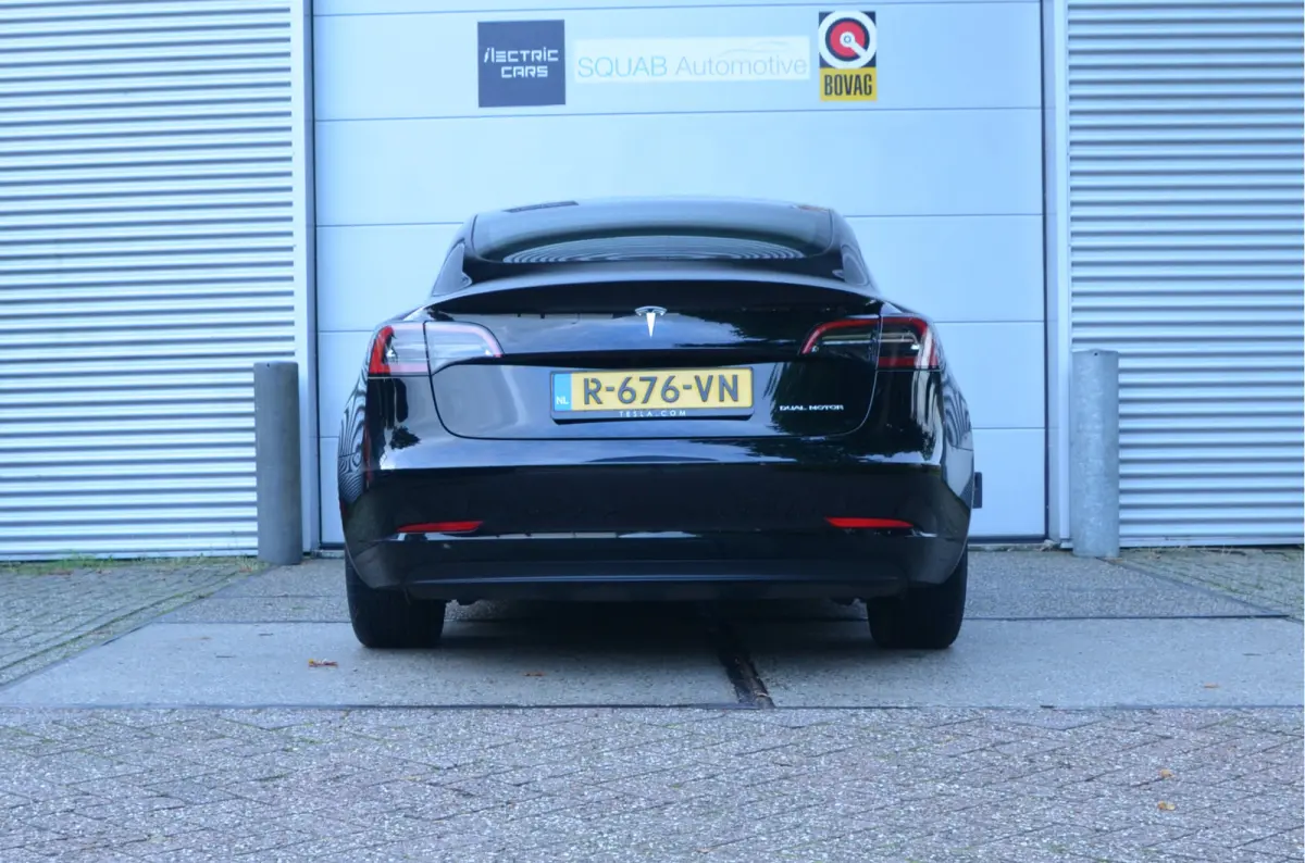 Long Range AWD 75 kWh AutoPilot3.0 Ryzen, Performance Boost, garagedeur opener!