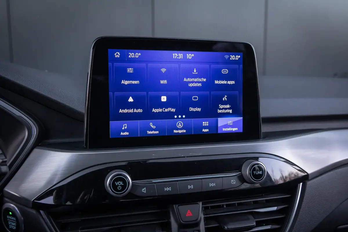 2.5 PHEV Titanium | Dealeronderhouden | Privacy Glass | 18 Inch | Navigatie | CarPlay/Android Auto