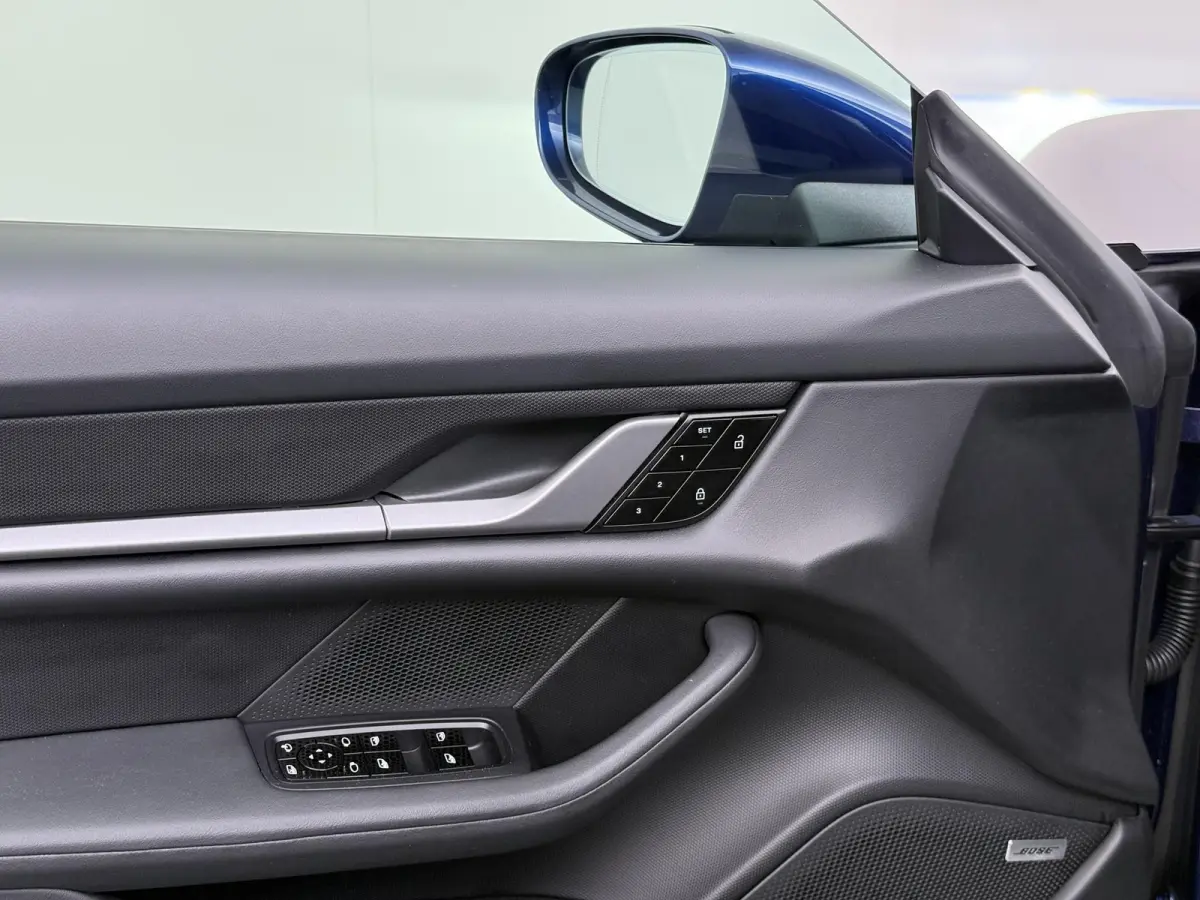 4S Performance 84 kWh SOH 91%| 18 VOUDIGE STOELVERSTELLING| PORSCHE DEALER ONDERHOUDEN| ORIG. NL NAP 1STE EIGENAAR| 360 CAM| PANORAMADAK|